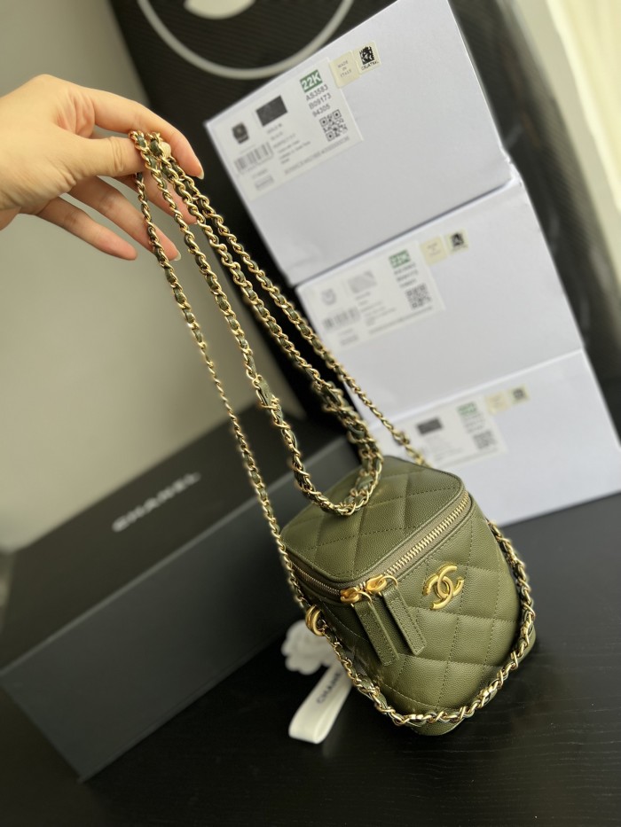 Handbag  Chanel   AP3583  size  14.5cmx11.5cmx11.5 cm