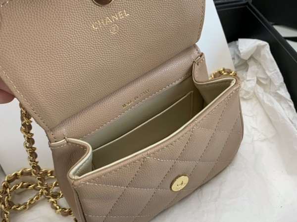 Handbag  Chanel  99210  size  12.5*14*6  cm
