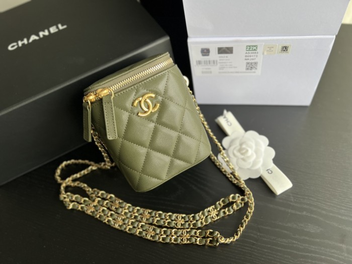 Handbag  Chanel   AP3583  size  14.5cmx11.5cmx11.5 cm