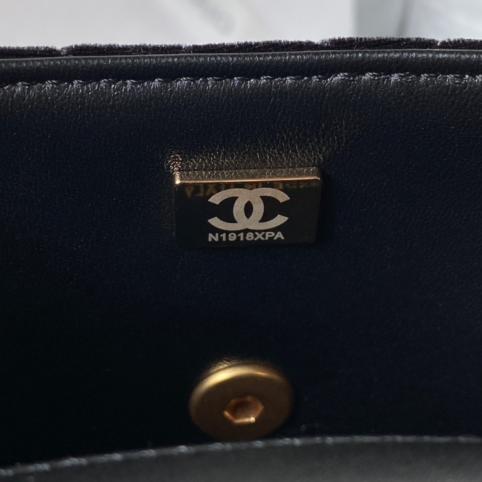 Handbag Chanel AS3442-B08774-94305 size 16*12*5 cm