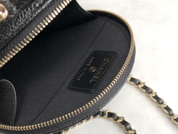 Handbag  Chanel 99140  size 12×12×5 cm