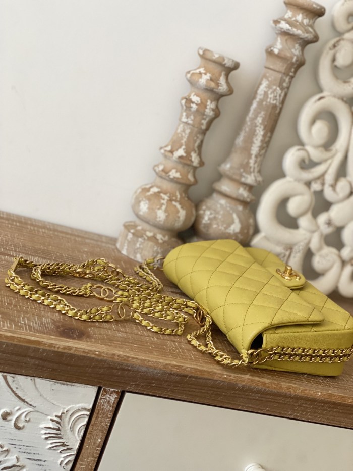 Handbag  Chanel  AS3757  size 14.5x20x6.5 cm