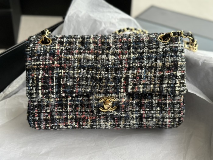 Handbag  Chanel  01112  size 25 Cm