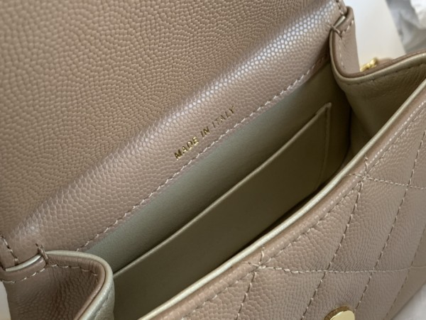 Handbag  Chanel  99210  size  12.5*14*6  cm