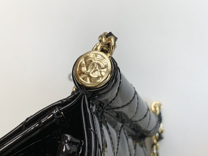 Handbag  Chanel  99210  size  12.5*14*6 cm