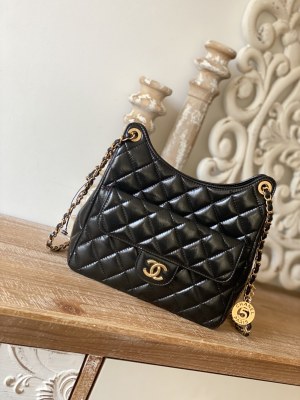 Handbag  Chanel  AS3690  size 21.5×22.5×7 cm