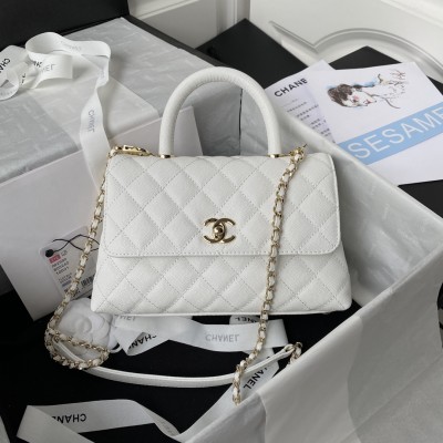  Handbag   Chanel  92990  size 23 cm