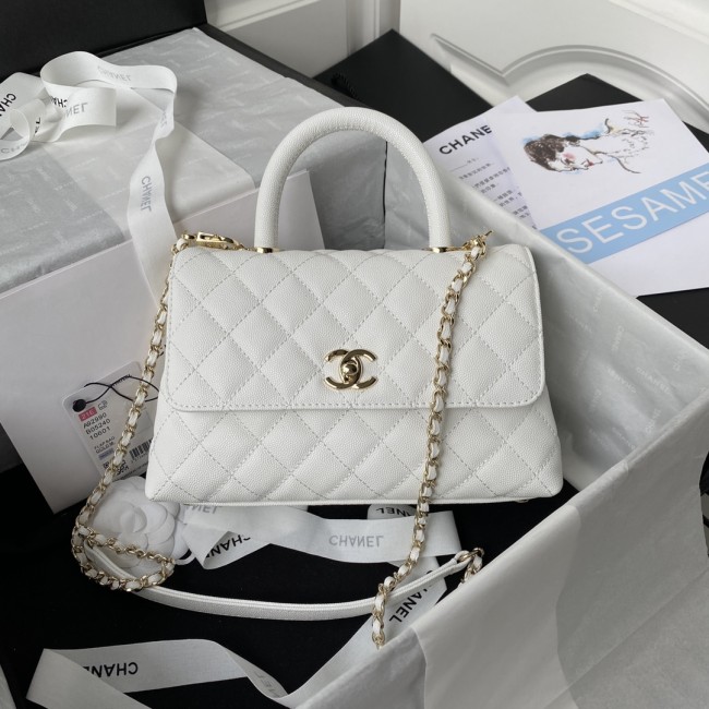  Handbag   Chanel  92990  size 23 cm