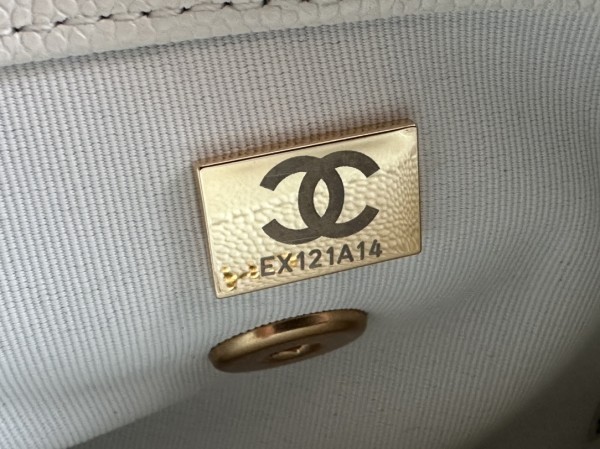 Handbag Chanel  AS3181  size 14 X20 X6  cm