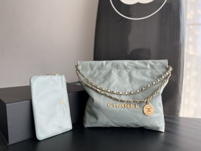 Handbag  Chanel  size 35cmx37cmx7 cm