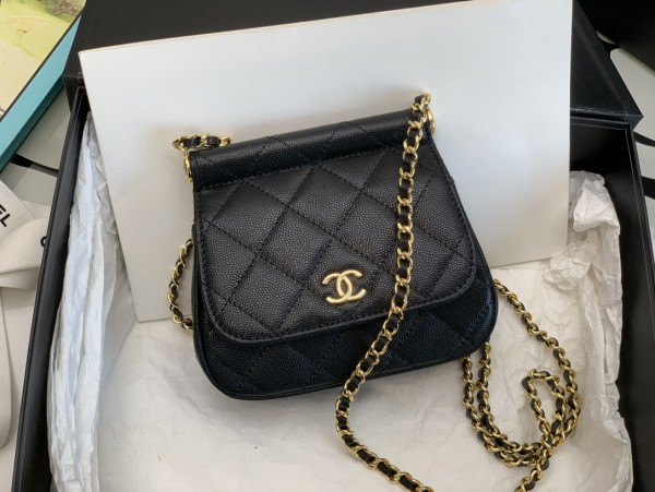 Handbag  Chanel  99210  size  12.5*14*6 cm