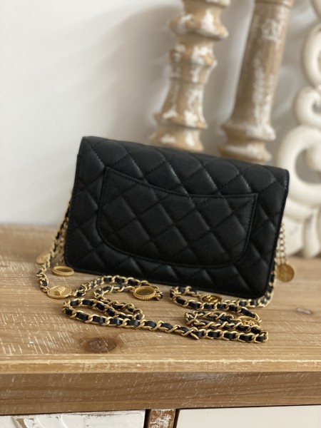 Handbag  Chanel AP81234  size 19 cm