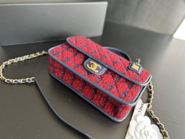 Handbag  Chanel  AS3653  size  25cmx21.5cmx7 cm