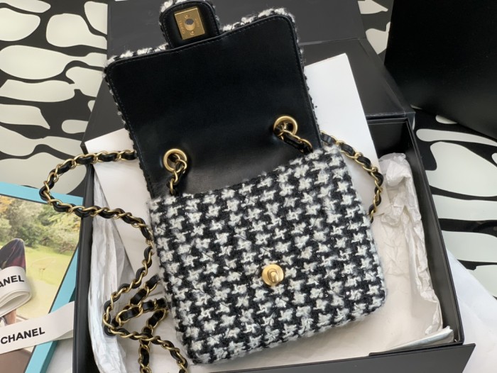 Handbag  Chanel  99204  size  17*14.5*7.5* cm