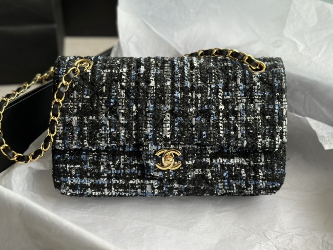 Handbag  Chanel  01116  size  20 Cm