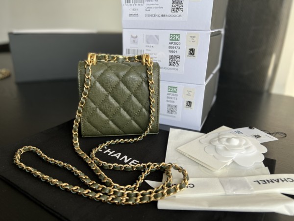  Handbag  Chanel 3020  size  11cmx11cm3 cm