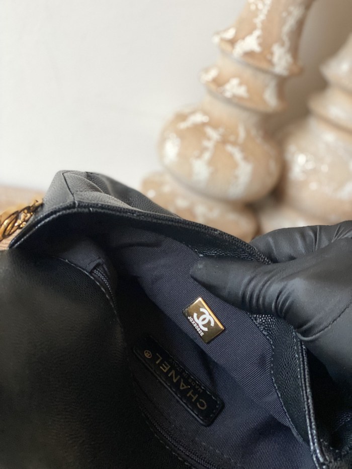 Handbag  Chanel  AS3757  size  14.5x20x6.5 cm