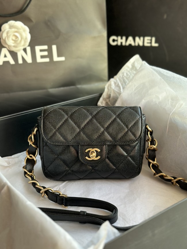 Handbag Chanel  AS3181  size  14 X20 X6  cm