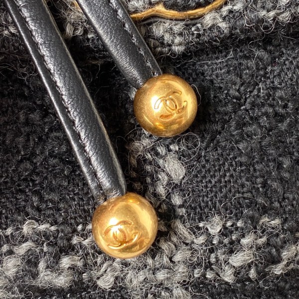 Handbag  Chanel  AS3615  size 21*24*10 cm