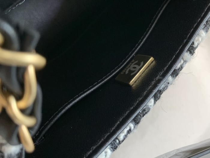 Handbag  Chanel  99204  size  17*14.5*7.5* cm