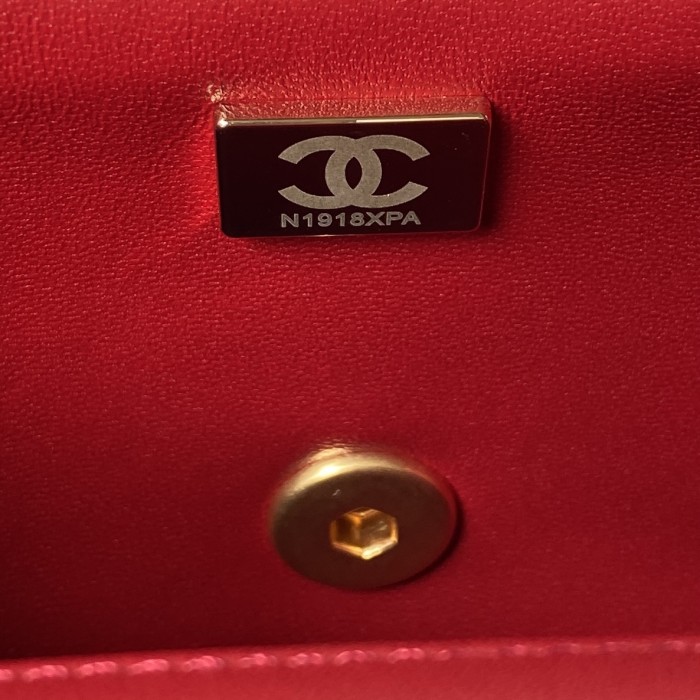 Handbag  Chanel AS3442  size  16*12*5 cm