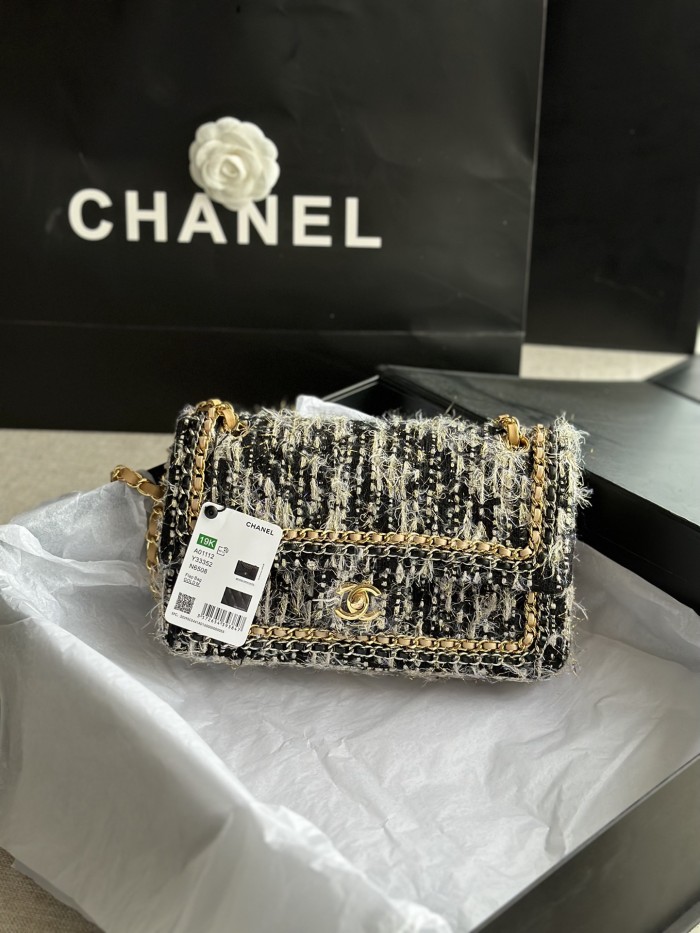  Handbag  Chanel  01112  size  25 Cm