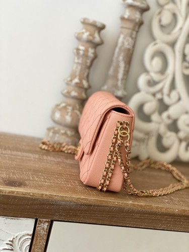 Handbag  Chanel AS3757 size 14.5x20x6.5 cm