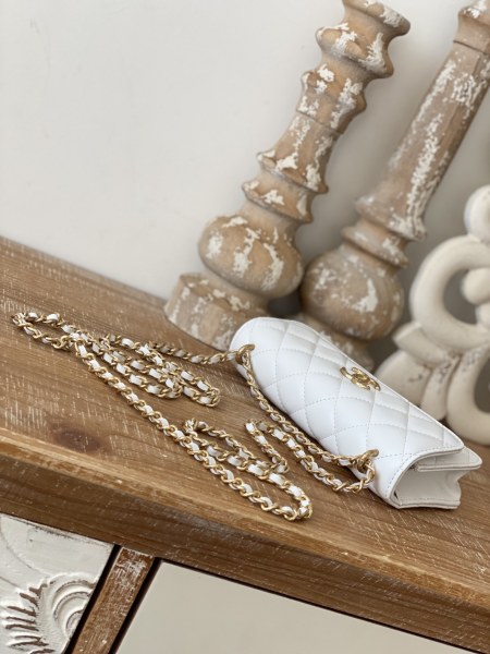 Handbag  Chanel 81238  size  16 cm