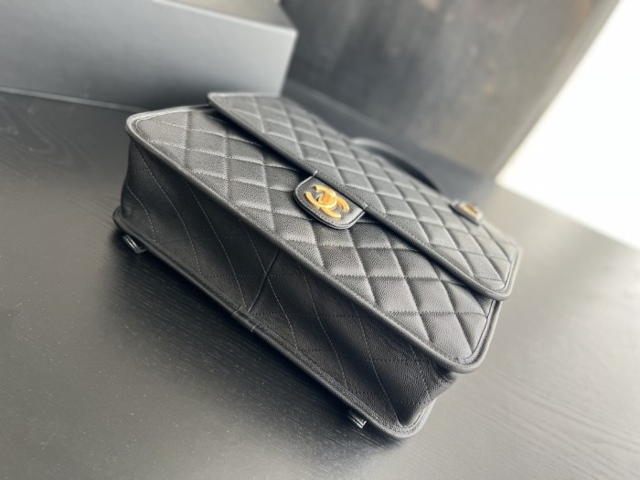 Handbag Chanel  AS3662  size 31.5cmx31cmx9 cm