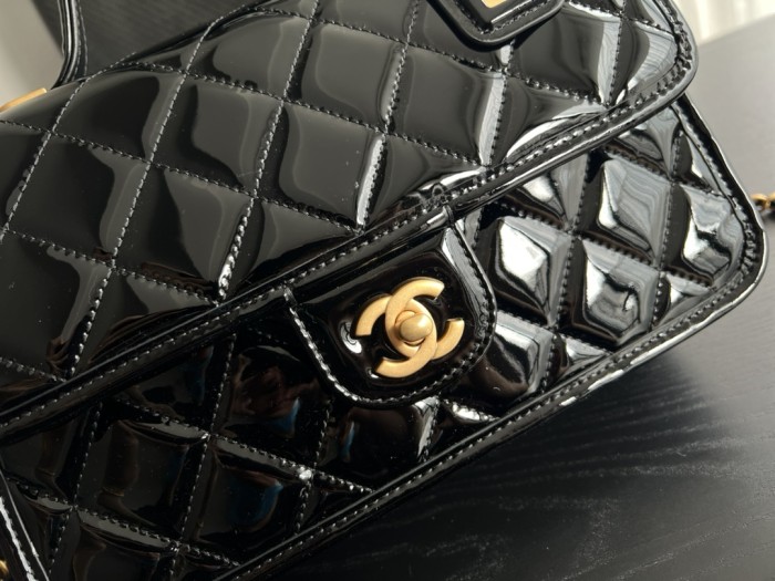 Handbag Chanel AS3652  size  25 cm