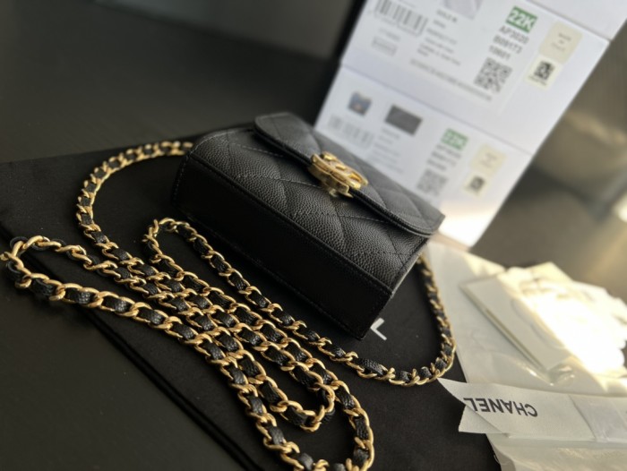 Handbag  Chanel   3020  size 11cmx11cm3 cm 