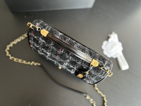 Handbag  Chanel  AS3653  size  25cmx21.5cmx7 cm