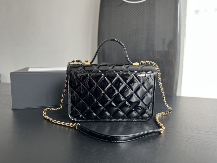 Handbag Chanel AS3652  size  25 cm