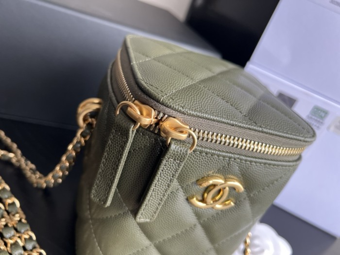 Handbag  Chanel   AP3583  size  14.5cmx11.5cmx11.5 cm