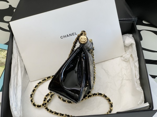 Handbag  Chanel  99210  size  12.5*14*6 cm