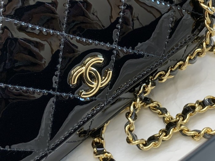 Handbag  Chanel  99209  size  12*17.5*5.5 cm