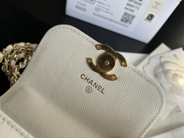  Handbag  Chanel  3020  size 11cmx11cm3 cm