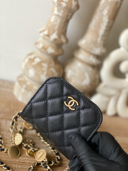 Handbag  Chanel 81235  size  18*3*11.5  cm