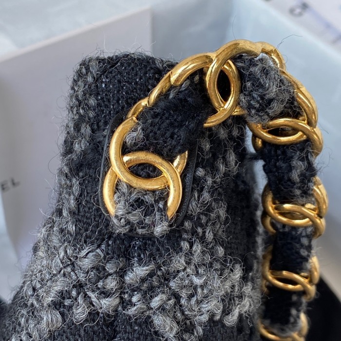 Handbag  Chanel  AS3562  size  17.5*24*6* cm