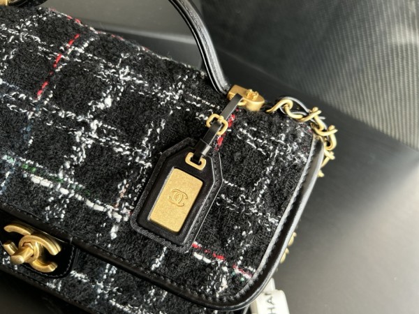 Handbag  Chanel  AS3653  size  25cmx21.5cmx7 cm