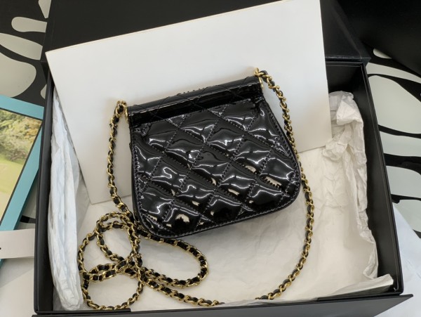 Handbag  Chanel  99210  size  12.5*14*6 cm