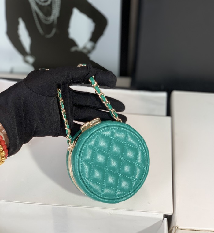 Handbag  Chanel  𝐒𝐒2023  size  7.5x7.5x3  cm