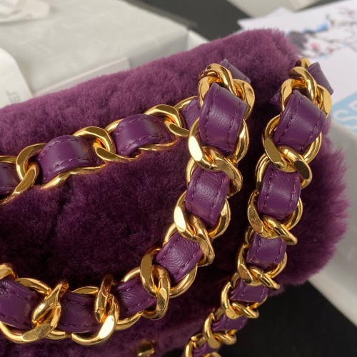 Handbag   Chanel AS3498 size 15X20.5X8 cm