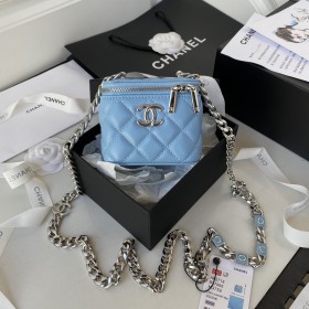  Handbag   Chanel  AP2718  size  12 cm
