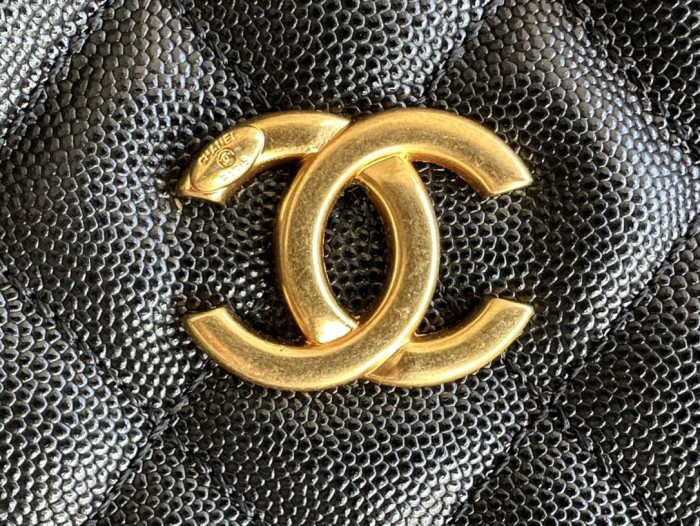 Handbag   Chanel  A93525  size  36X38X16 CM