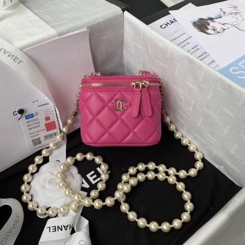  Handbag  Chanel  AP2581  size  8.5*11*7 cm