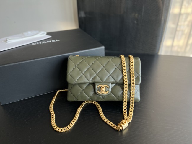 Handbag   Chanel  3393  size  16cmx25cm10 cm