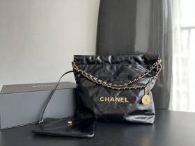 Handbag   Chanel  size 35cmx37cmx7 cm