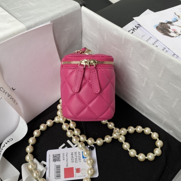  Handbag  Chanel  AP2581  size  8.5*11*7 cm