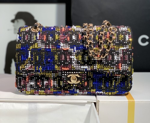 Handbag   Chanel  size  25 cm